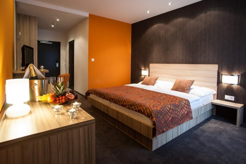 Hotel Tenis Zvolen Ngoại thất bức ảnh