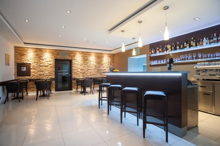 Hotel Tenis Zvolen Ngoại thất bức ảnh