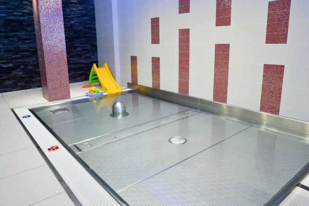 Hotel Tenis Zvolen Ngoại thất bức ảnh