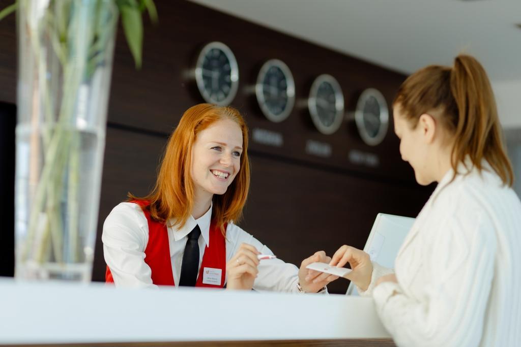 Hotel Tenis Zvolen Ngoại thất bức ảnh