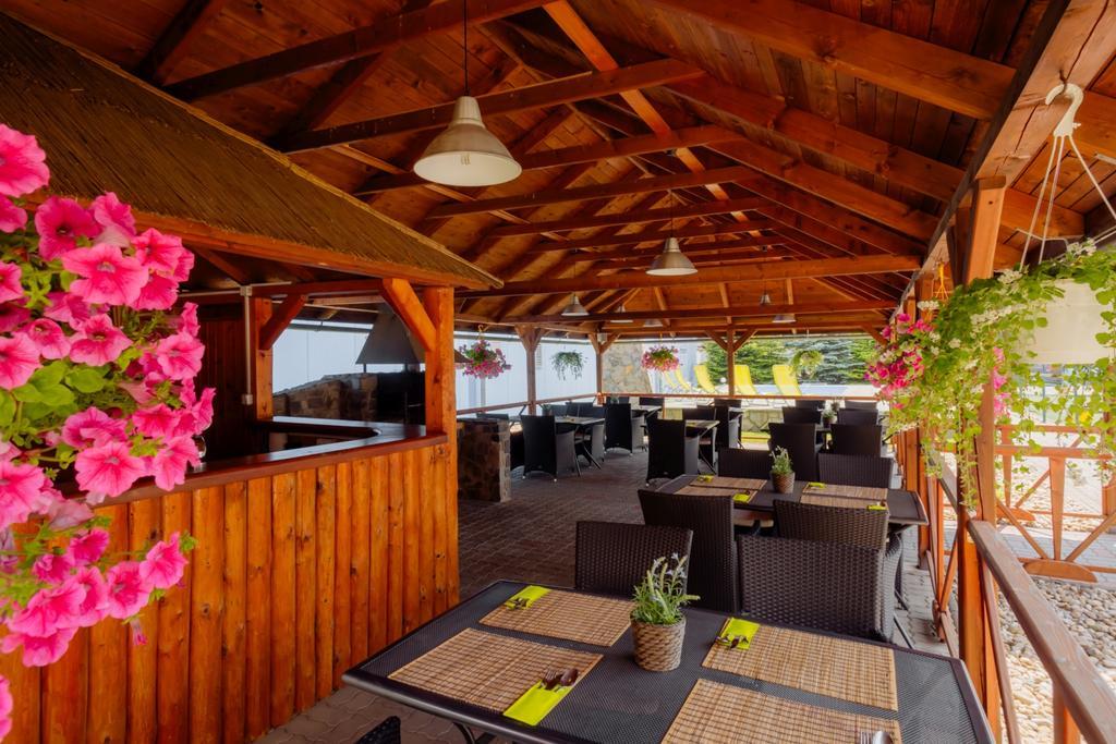 Hotel Tenis Zvolen Ngoại thất bức ảnh