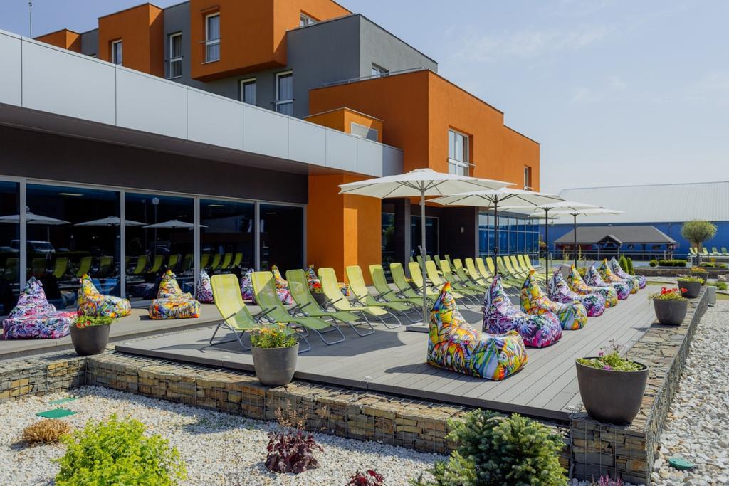 Hotel Tenis Zvolen Ngoại thất bức ảnh