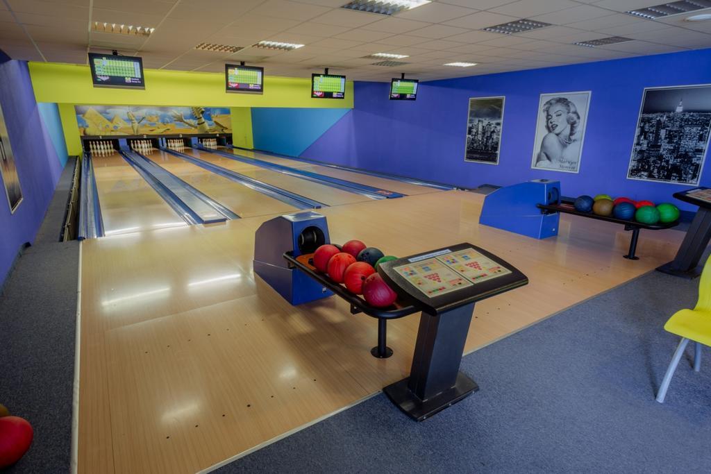 Hotel Tenis Zvolen Ngoại thất bức ảnh