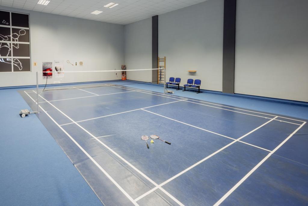 Hotel Tenis Zvolen Ngoại thất bức ảnh